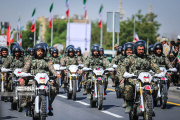 Army Day parade in Iran's Isfahan