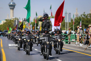 Army Day parade in Iran's Isfahan