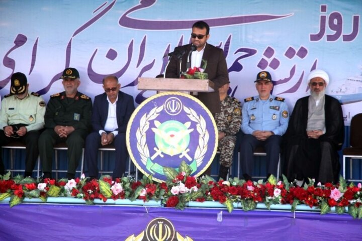 امام جمعه بوشهر: توانمندی جامع نیروهای مسلح از ارکان اقتدار نظام جمهوری اسلامی است