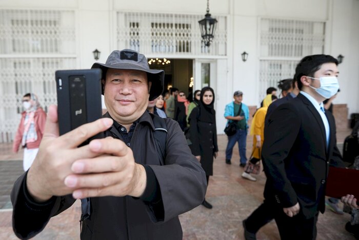گردشگر خارجی شرایط فرهنگی ایران را میداند/ از پوشیدن روسری شگفتزده نمیشوند