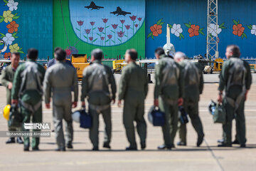 Iran's Army Air Force fighters' parade