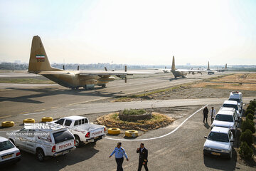 Iran's Army Air Force fighters' parade