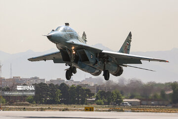 Iran's Army Air Force fighters' parade