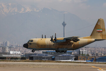 Iran's Army Air Force fighters' parade