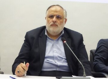 استاندار قزوین: تبادل هیات‌های تجاری استان با کشورهای همسایه توسعه یابد
