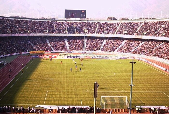 درخشان: ترس و احتیاط جواب نمیدهد/ برنده شهرآورد به قهرمانی نزدیک میشود