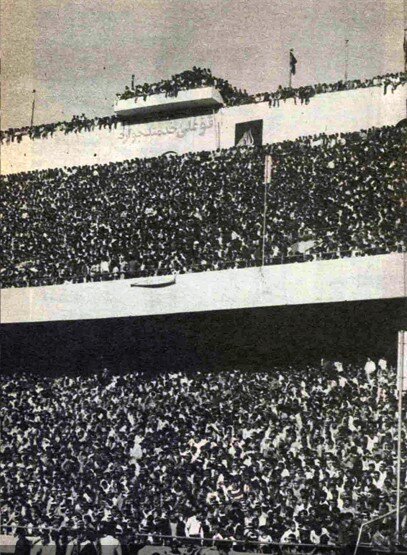 درخشان: ترس و احتیاط جواب نمیدهد/ برنده شهرآورد به قهرمانی نزدیک میشود