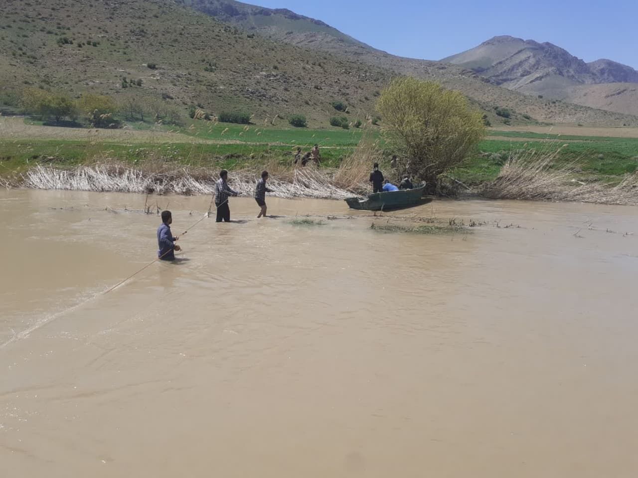 جسد جوان غرق شده در رودخانه کنگاور پیدا شد