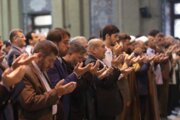 نماز باشکوه عید فطر در ایلام برگزار شد + (تصاویر)