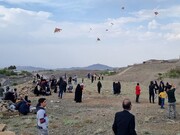 هفتمین جشنواره بادبادک‌ها در روستای خاوه قم برگزار شد + فیلم