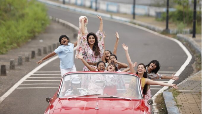 ترانه محبوب «اشکها و لبخندها» برای فیلم هندی «مدرسه موسیقی»