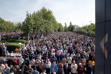 Les images aériennes de la prière de l'Aïd al-Fitr à Téhéran