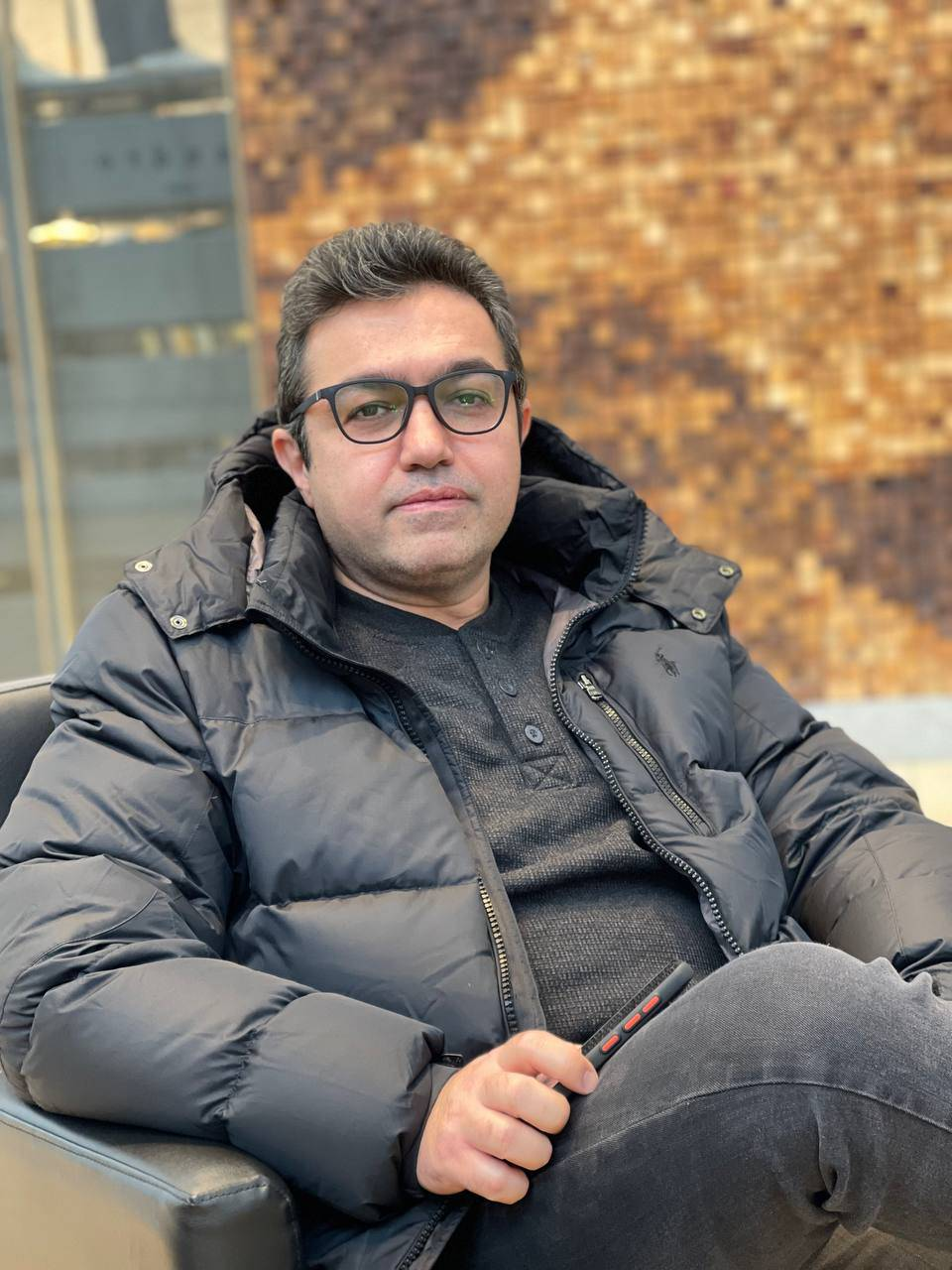 برای نقش اول «رویای کاغذی» از یک بازیگر زال واقعی استفاده کردیم 1 برای نقش اول «رویای کاغذی» از یک بازیگر زال واقعی استفاده کردیم