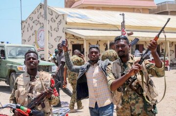 ۲۷۳ کشته و ۱۵۷۹ زخمی حاصل ۱۰ روز درگیری در سودان/ آرامش شکننده در خارطوم + فیلم
