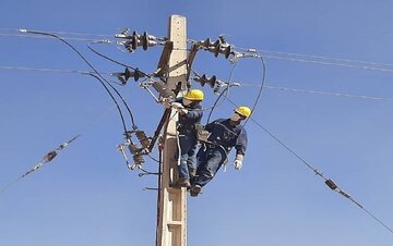 حدود ۹۲ میلیارد تومان برای بهینه‌سازی شبکه برق استان سمنان سرمایه‌گذاری شد