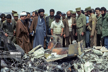 La visita del Ayatolá Jameneí a Tabas 
