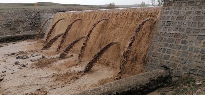 هفت طرح آبخیزداری همدان با ۱۴۰ میلیارد ریال اعتبار آماده بهرهبرداری شد
