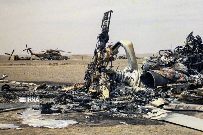 شکست پنجه عقاب در صحرای طبس