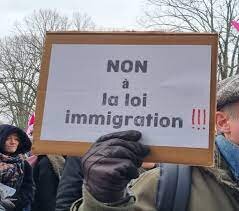 Loi immigration : un projet Macronie contre les droits de l’homme