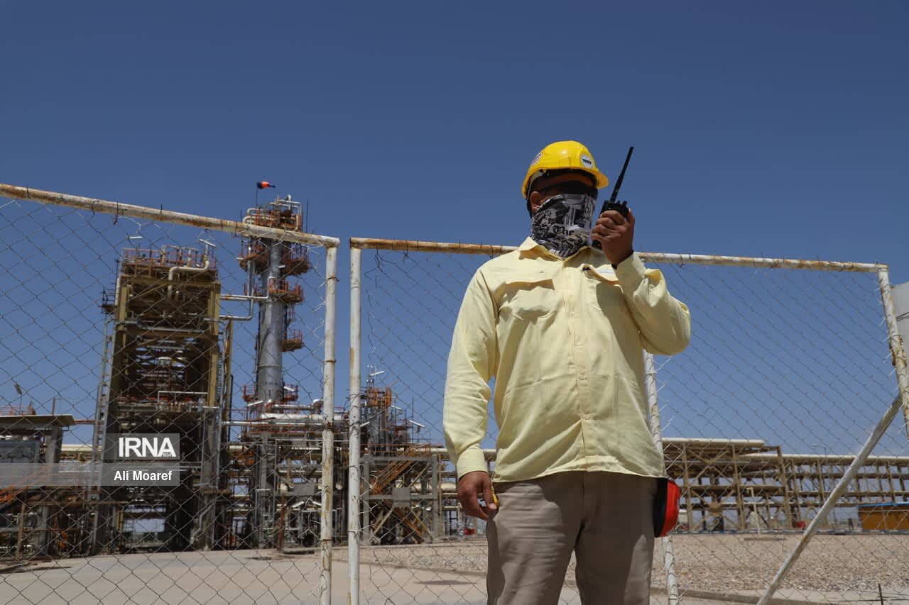 فیلم/ پالایشگاه گاز هویزه خلیج فارس در سفر رییس جمهور به خوزستان بهره‌برداری می‌شود