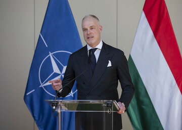 مجارستان : اروپای شرقی در حمایت از گسترش ناتو احتیاط کنند