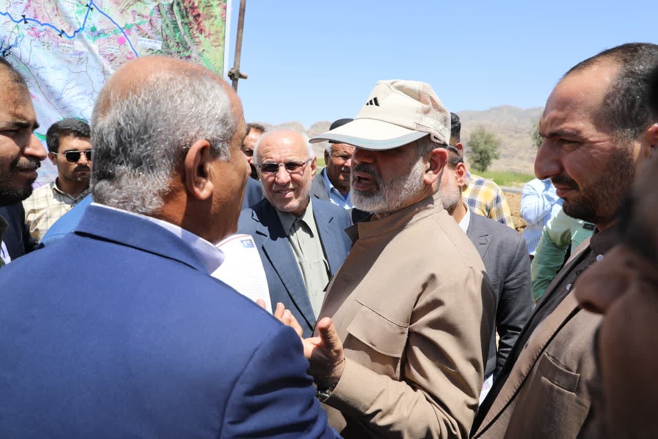 وزیر کشور از انتقال آب سد کارون سه به مناطق شمال شرق خوزستان خبر داد
