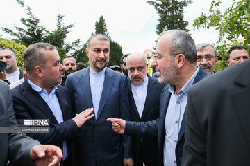 Iran FM visits Lebanon's Maroun El Ras near border with Israel