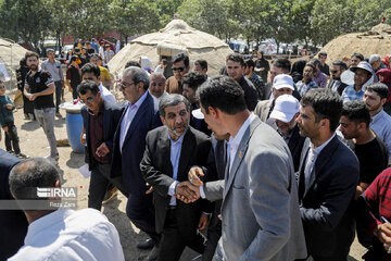 Le premier festival des nomades Shahsavan a eu lieu vendredi soir (28 avril 2023) à Jafarabad de la région Moghan, dans la province turcophone d'Ardabil, au nord-ouest de l’Iran, avec la présence de Seyyed Ezzatullah Zarghami, ministre du Patrimoine culturel, du Tourisme et de l'Artisanat, et des ambassadeurs de l'ECO (l’Organisation de coopération économique). (Photo : Reza Zare)