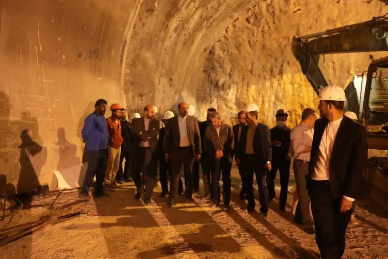 بازدید معاون رئیس جمهور از جاده ملی پاتاوه به دهدشت در کهگیلویه و بویراحمد