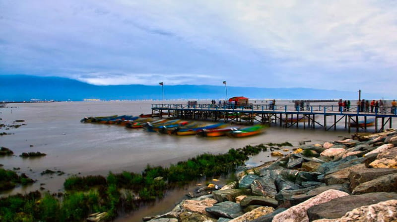 زیباترین سواحل ایران برای شنا و استراحت