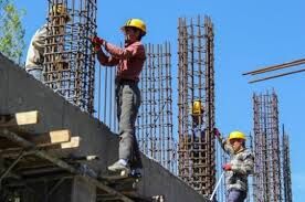 ۱۳ هزار و ۵۰۰ کارگر ساختمانی استان مرکزی زیر چترحمایتی بیمه قرار دارند