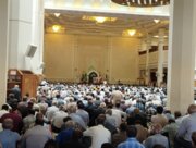 امام جمعه شیراز: دانشگاهیان برای مردمی سازی اقتصاد وارد میدان شوند
