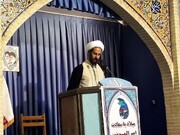 امام جمعه موقت خرم‌آباد: امام (ره) بزرگترین احیاگر دین اسلام بعد از پیامبر و ائمه بود