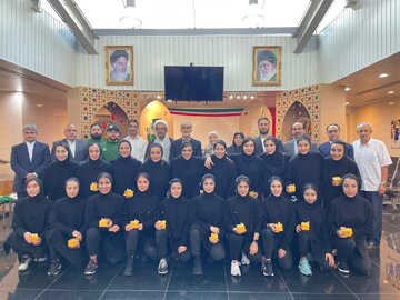 تقدیر سفیر ایران در تایلند از تیم ملی هاکی روی یخ بانوان