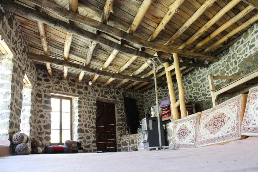 روستا و آبشار سنگان، روستایی سرسبز و پر آب