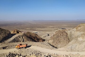 رئیس اتاق بازرگانی: پهنه‌های معدنی خراسان جنوبی آزادسازی شود