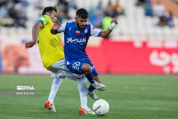 Esteghlal F.C. vs Sanat Naft Abadan F.C.