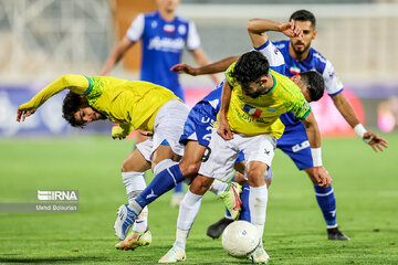 Esteghlal F.C. vs Sanat Naft Abadan F.C.