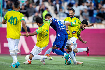 Esteghlal F.C. vs Sanat Naft Abadan F.C.