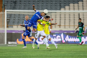 Esteghlal F.C. vs Sanat Naft Abadan F.C.