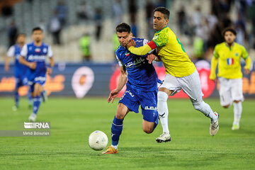 Esteghlal F.C. vs Sanat Naft Abadan F.C.