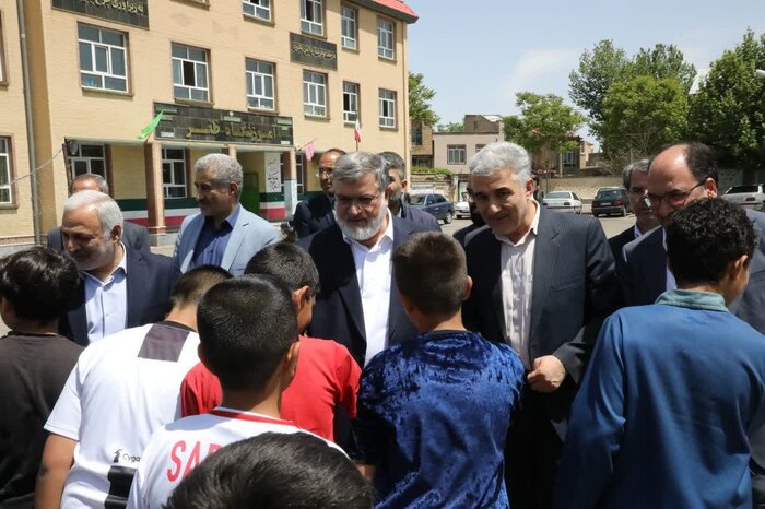 استاندار: نهضت مدرسه سازی در آذربایجان غربی آغاز شده است