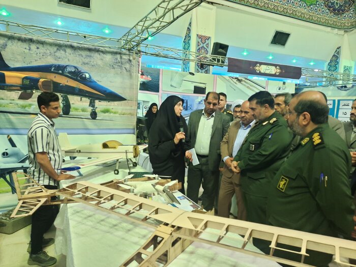 نمایشگاه روایت دستاوردهای انقلاب اسلامی در کرمان گشایش یافت