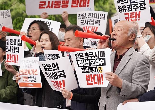 اعتراض مردم کره جنوبی به سفر نخست وزیر ژاپن به سئول