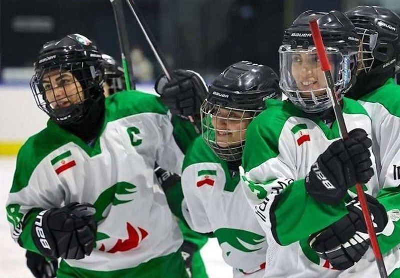 Spox hails Iranian women for shining at major ice hockey tournament