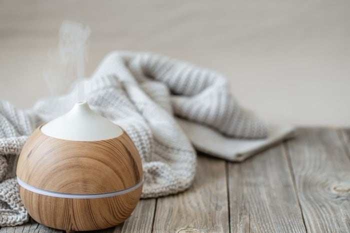 عوارض ماندن آب در گوش و روش خانگی خشک کردن آن