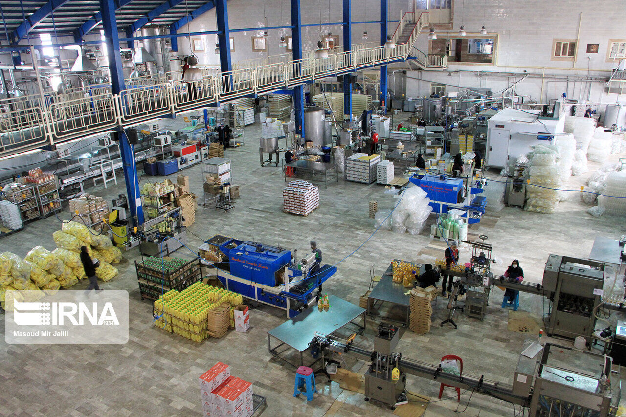 تداوم رفع چالش‌های تولیدکنندگان فارس؛ چرخ ۱۷۳ واحد تولیدی بهتر می‌چرخد