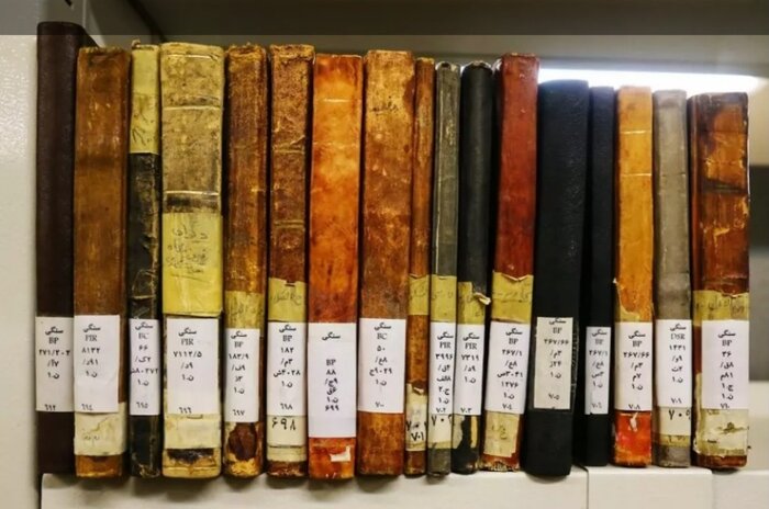 بیش از ۲ هزار نسخه خطی در کتابخانه حرم حضرت معصومه(س) نگهداری می‌شود