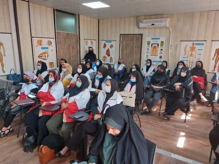 آموزش ۲۵۰۰ داوطلب در هلال احمر شهرستان قدس