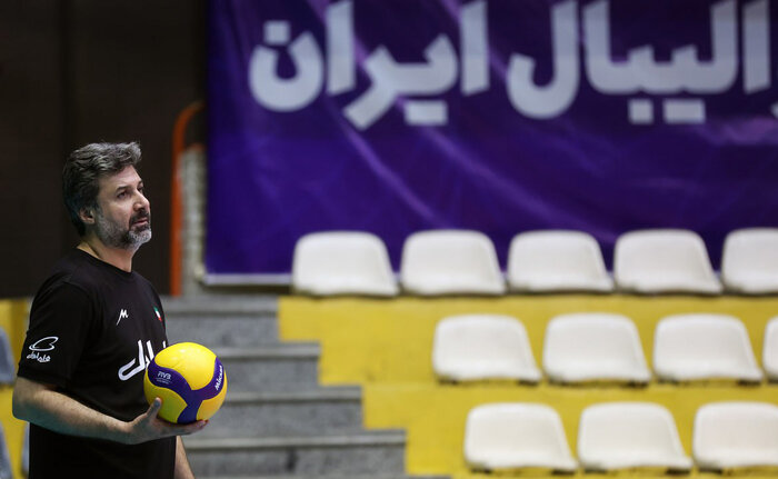 افشاردوست:احساس میکنم صحبتهای عبادیپور بخشی از یک سناریو بود/ از عطایی توقع حمایت داشتم